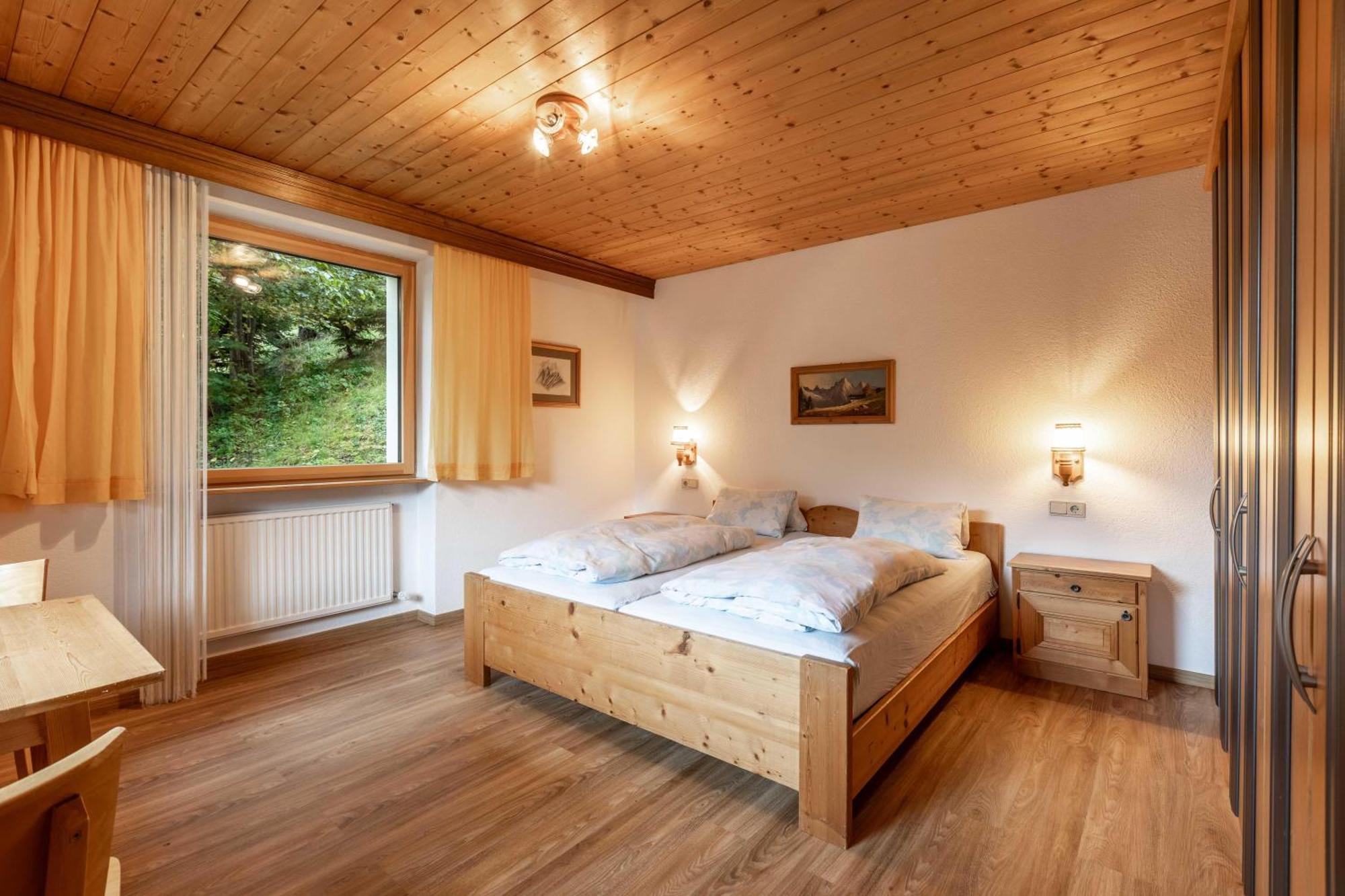 Haus Weinberg Pettneu am Arlberg Exterior foto